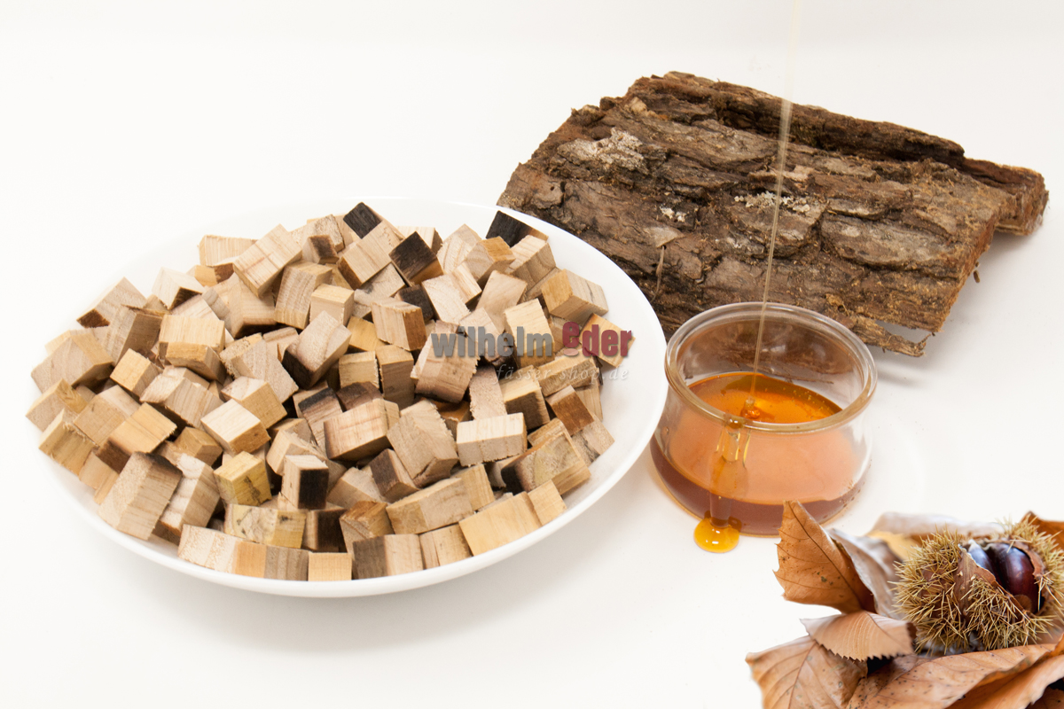 Chestnut wood cubes
