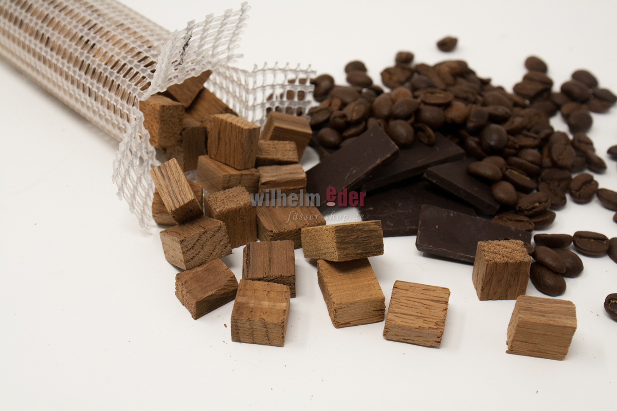 Infusion nylon tube with cubes