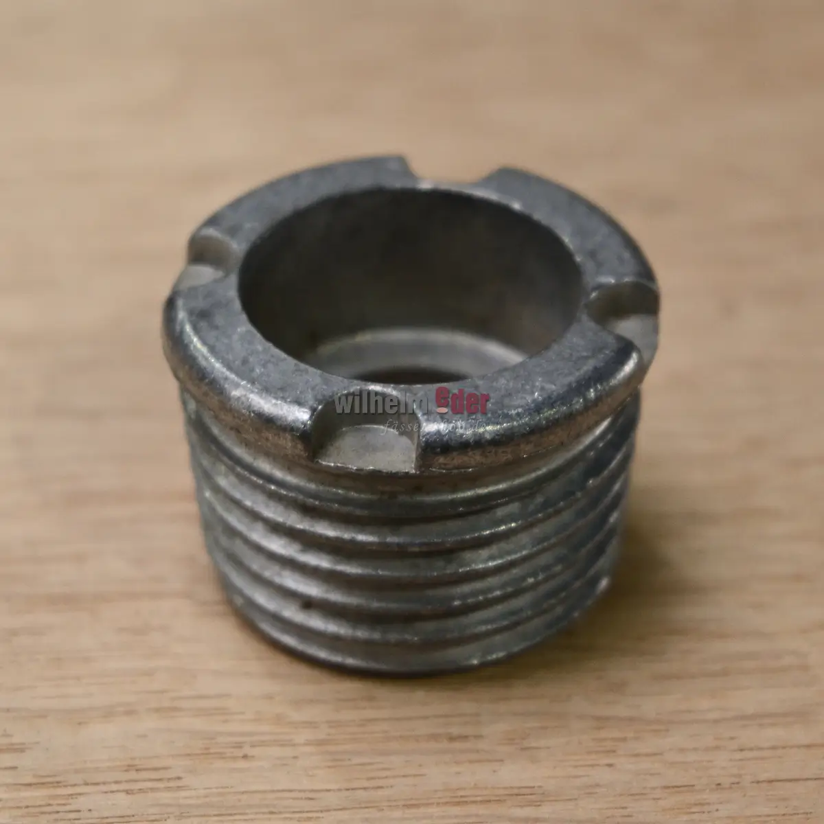 Siphon sleeve for Bavarian tapping system