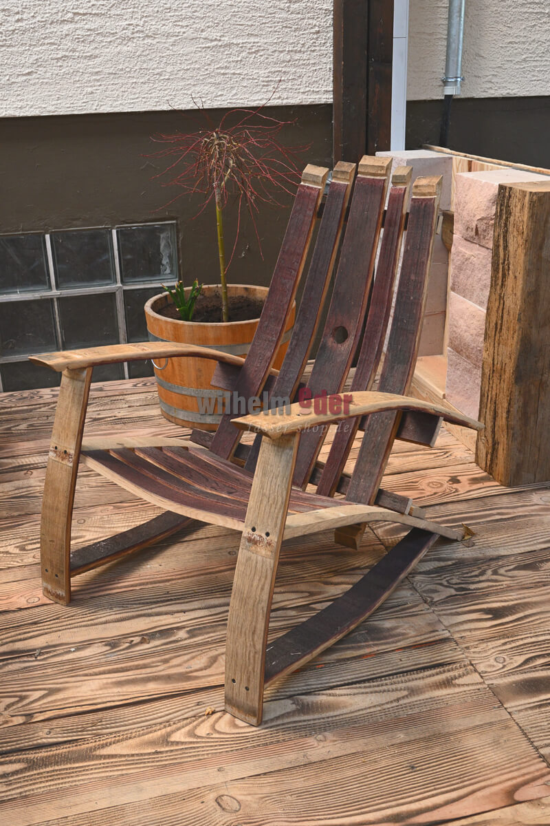 Sitzgruppe_mit_tisch_stuhl_bank_grill_lounge_stuhl_1