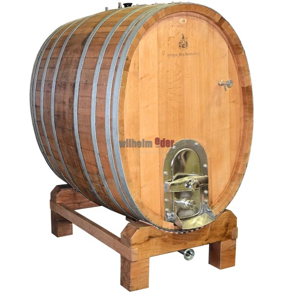 Oak barrel ex white wine ca. 1300 l - Resale